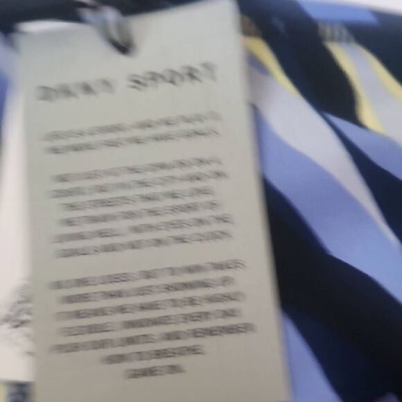 DKNY SPORT tiger stripe leggings, high waist,  7/8 length, NWT, M - Picture 6 of 6